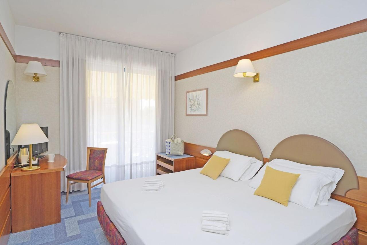 Hotel Sportsman Bardolino Esterno foto