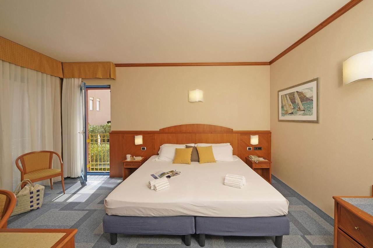 Hotel Sportsman Bardolino Esterno foto