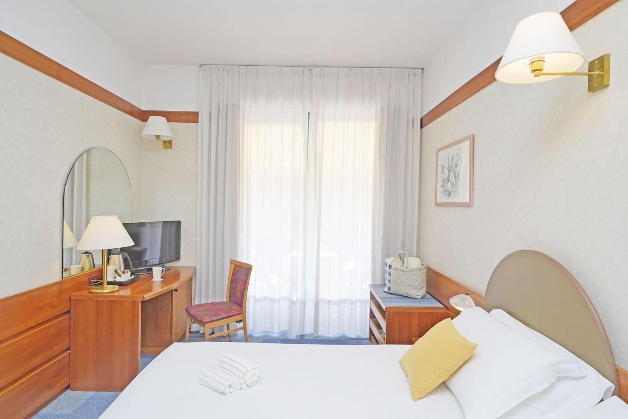 Hotel Sportsman Bardolino Esterno foto