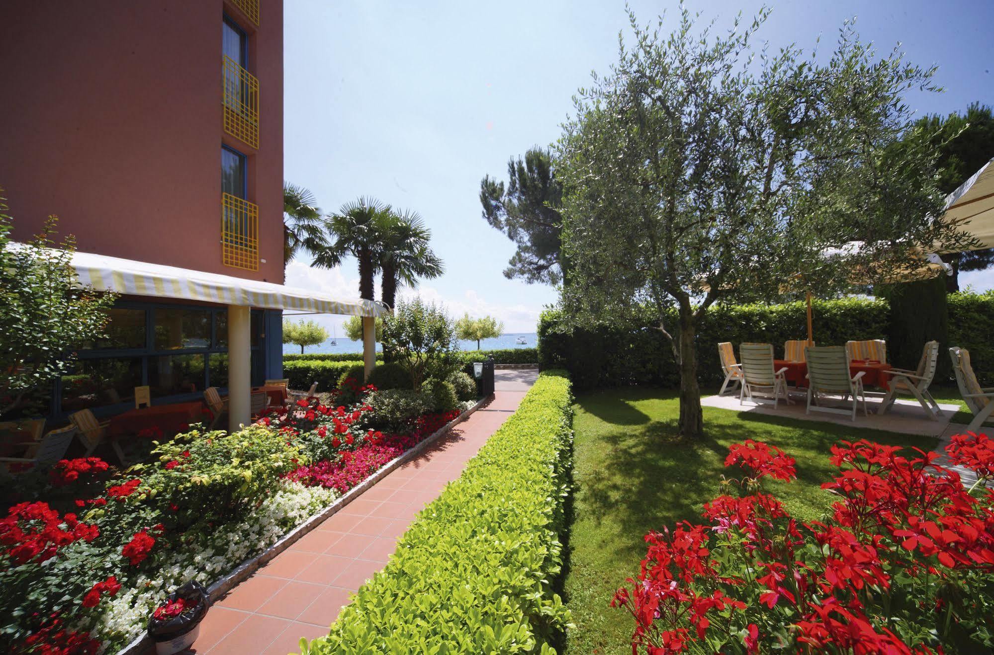 Hotel Sportsman Bardolino Esterno foto