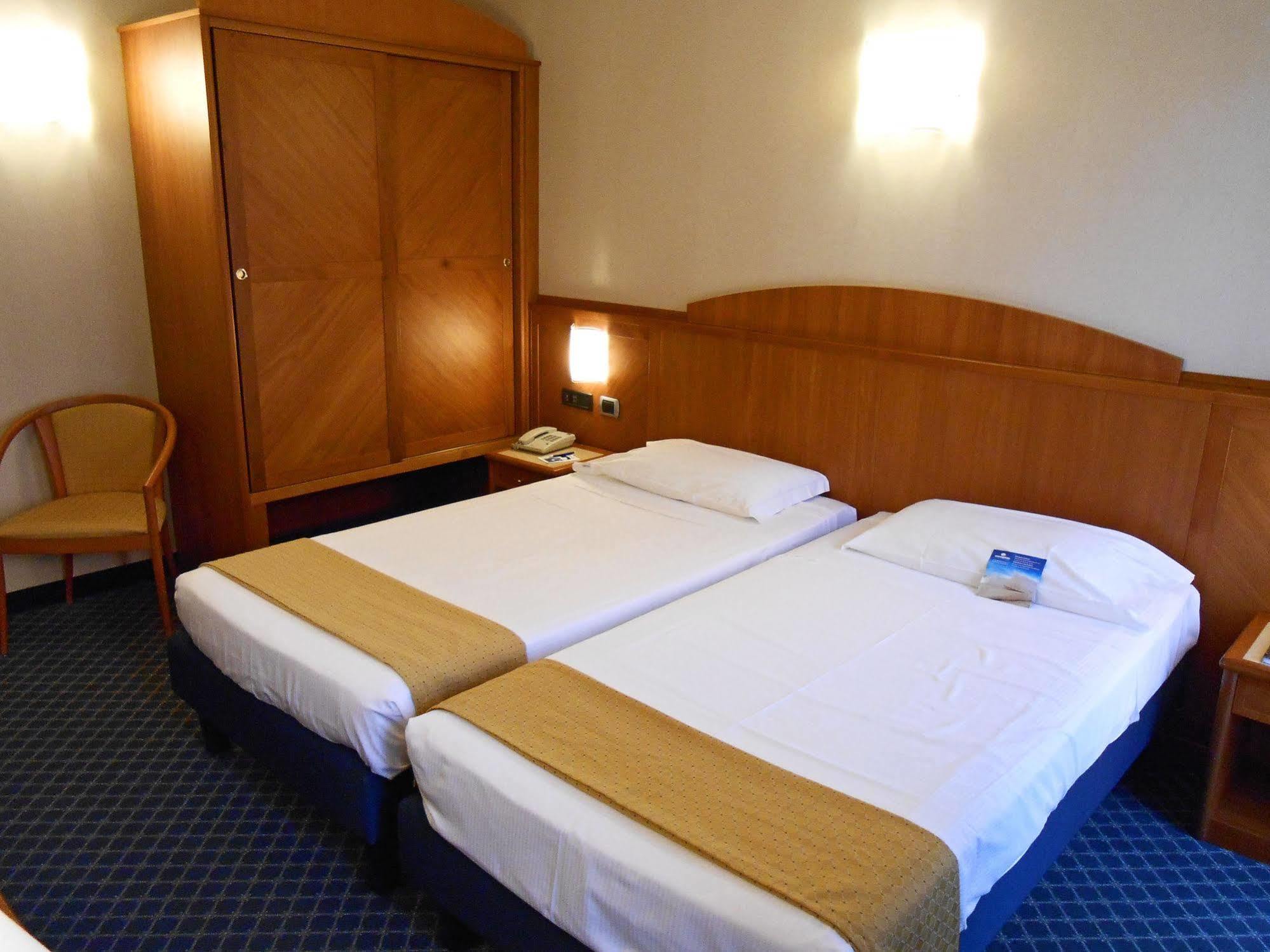 Hotel Sportsman Bardolino Esterno foto