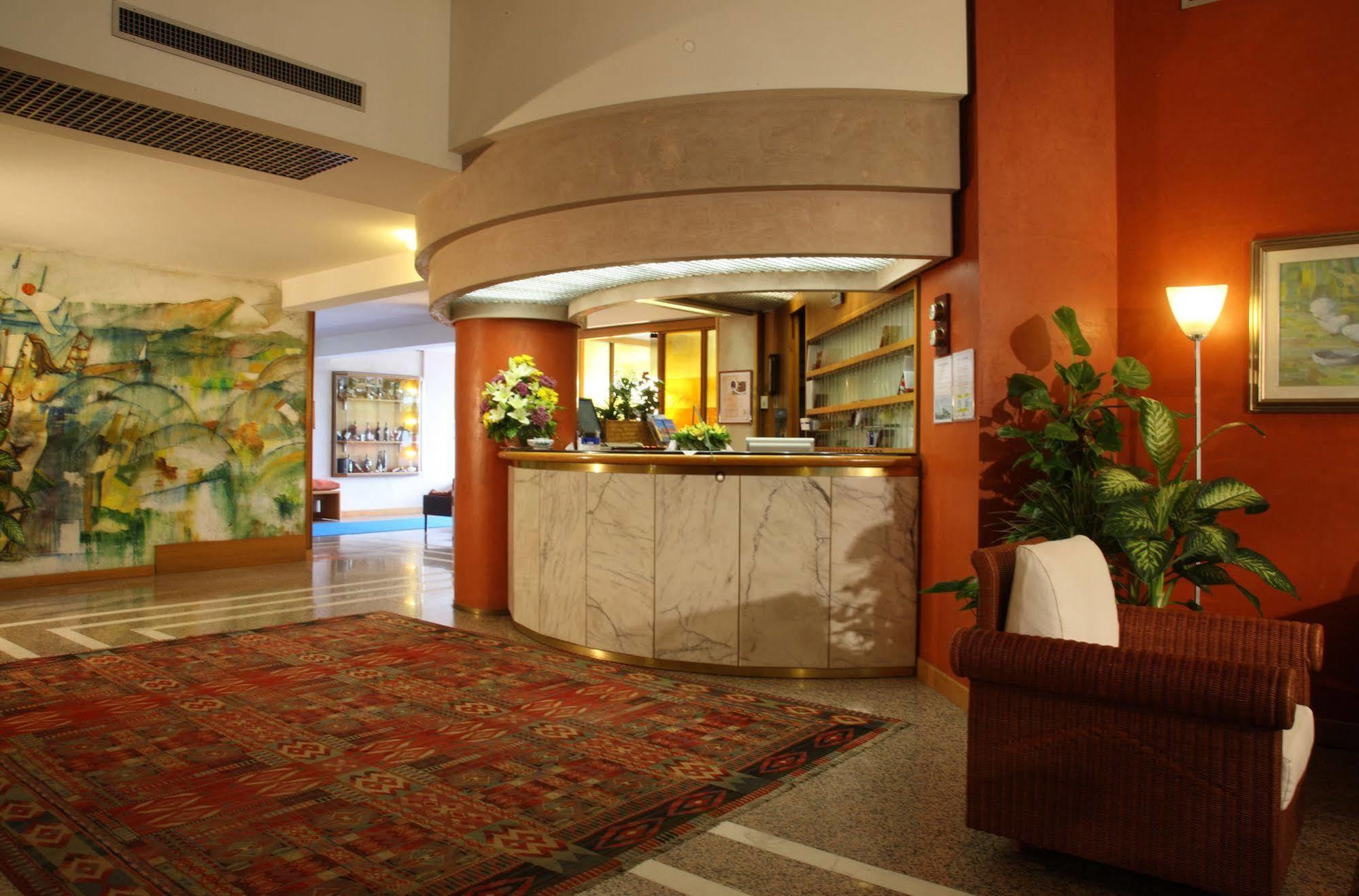 Hotel Sportsman Bardolino Esterno foto