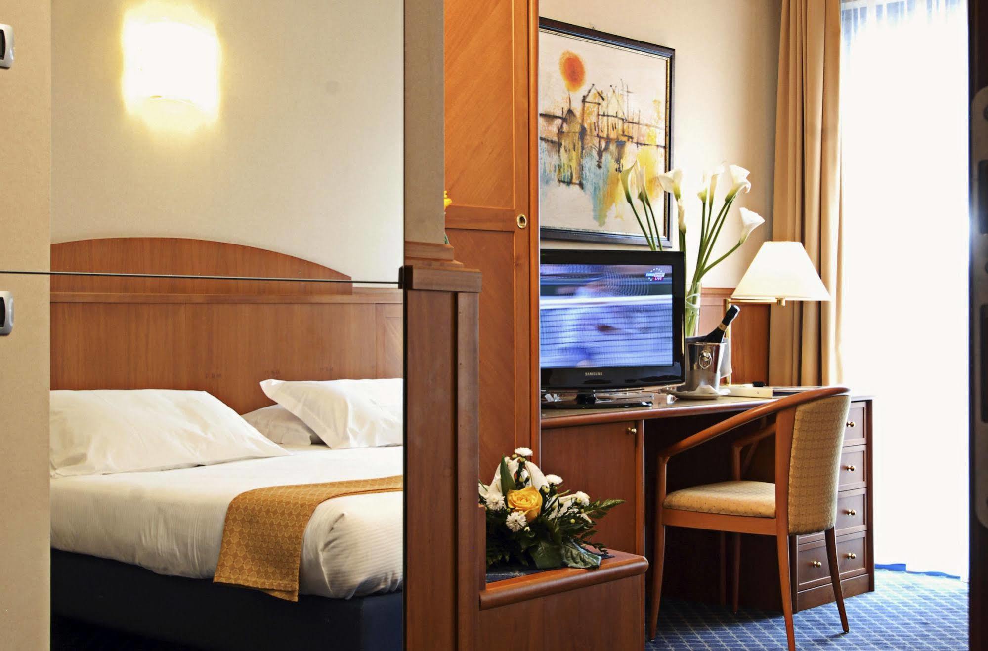 Hotel Sportsman Bardolino Esterno foto