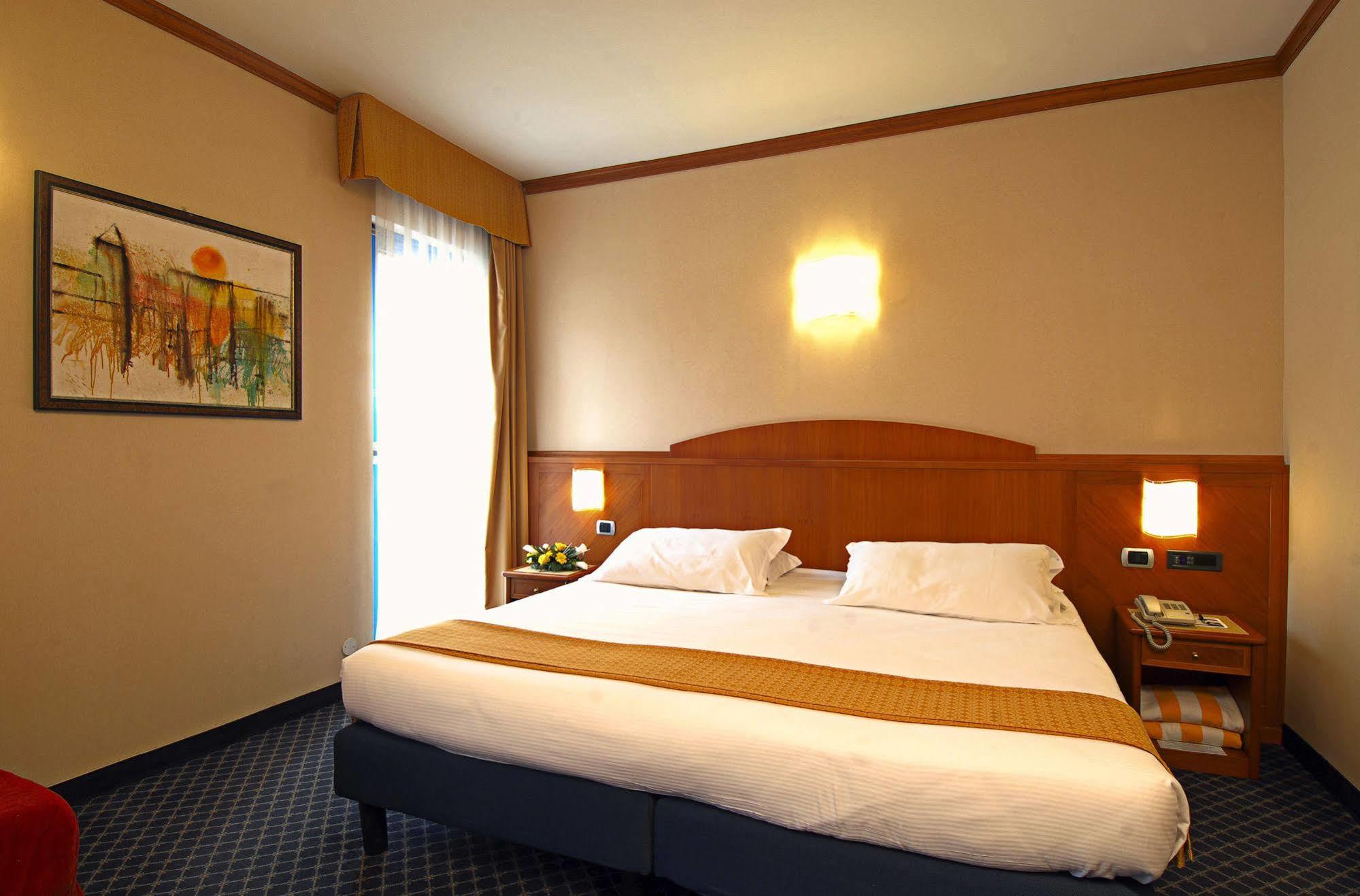 Hotel Sportsman Bardolino Esterno foto