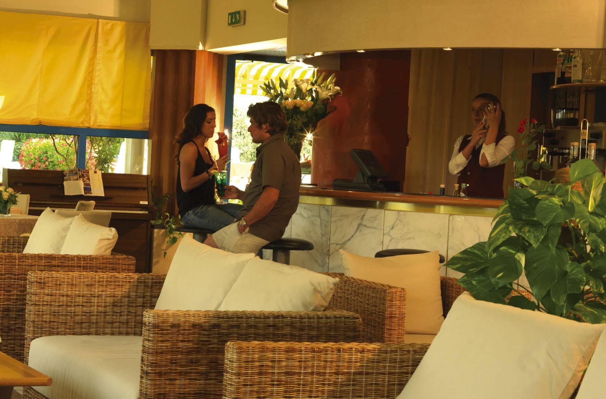 Hotel Sportsman Bardolino Esterno foto