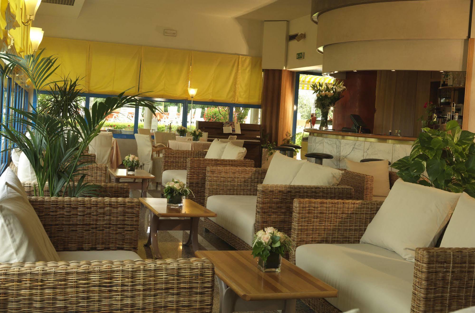 Hotel Sportsman Bardolino Esterno foto