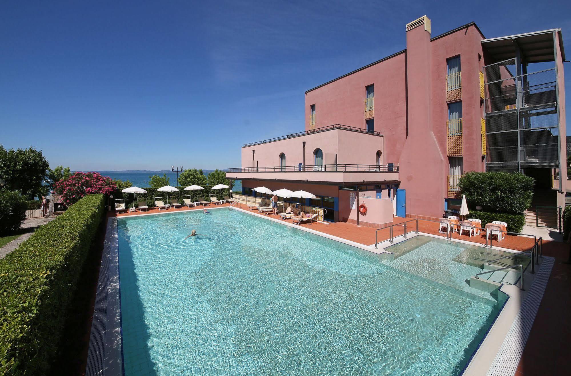 Hotel Sportsman Bardolino Esterno foto