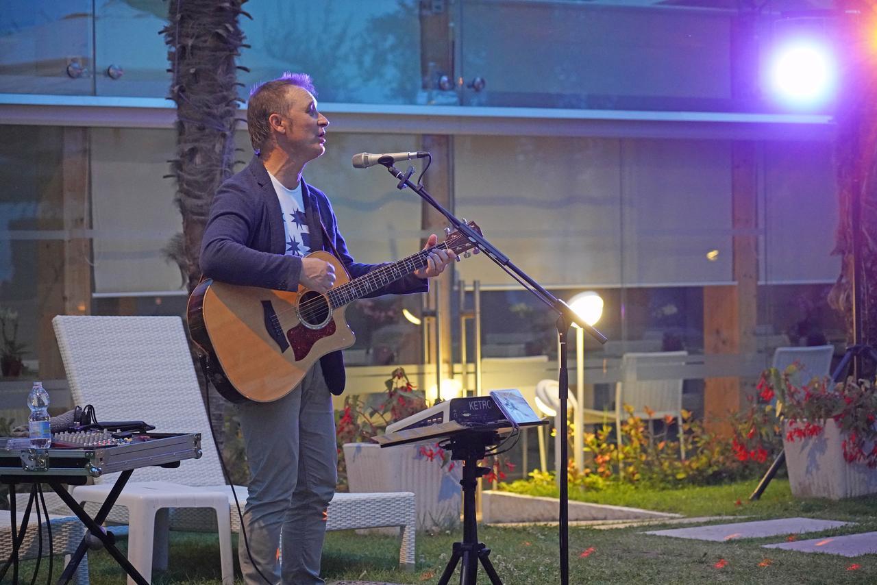 Hotel Sportsman Bardolino Esterno foto